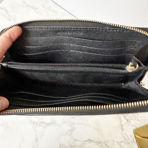 Michael Kors Long Black Saffiano Leather Continental Zip Around Wallet - Picture 8 of 11